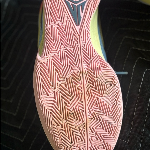 Size 10.5 - Nike Ja 1 Day One - DR8785-400. - Picture 10 of 11